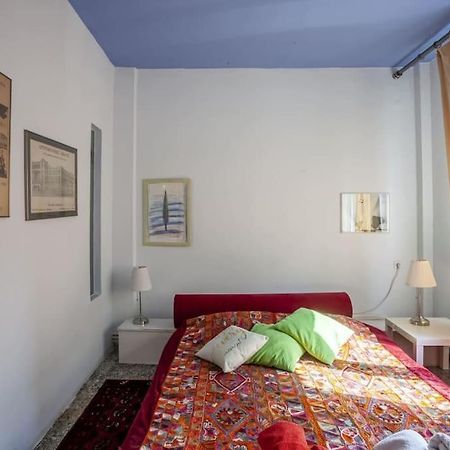 Greek Retro Decor & Wesanderson'S Movies Design Thessaloníki Exteriör bild